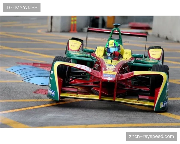 从制动失误到首次完赛:东莞理工学院车队在中国大学生方程式大赛的364天逆袭